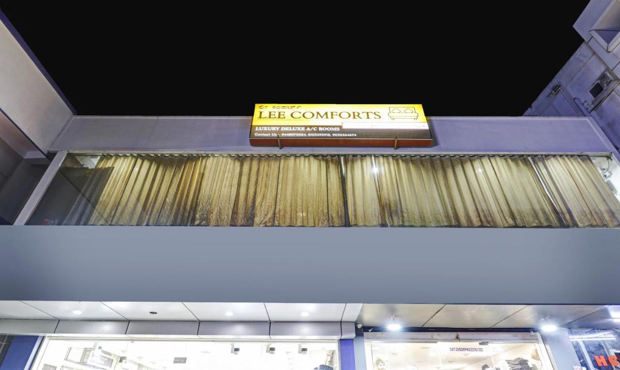 Lee Comfort Kushālnagar Esterno foto